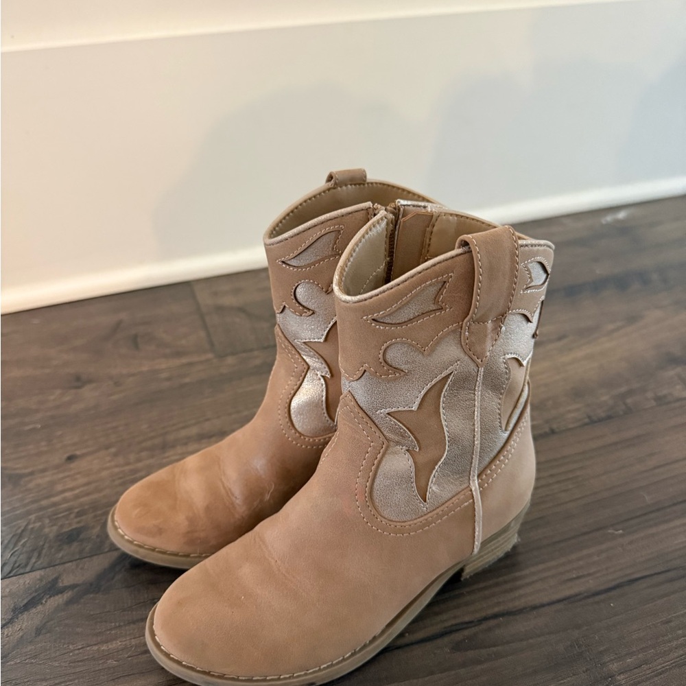 Dolce Vita Lucky Western Boots